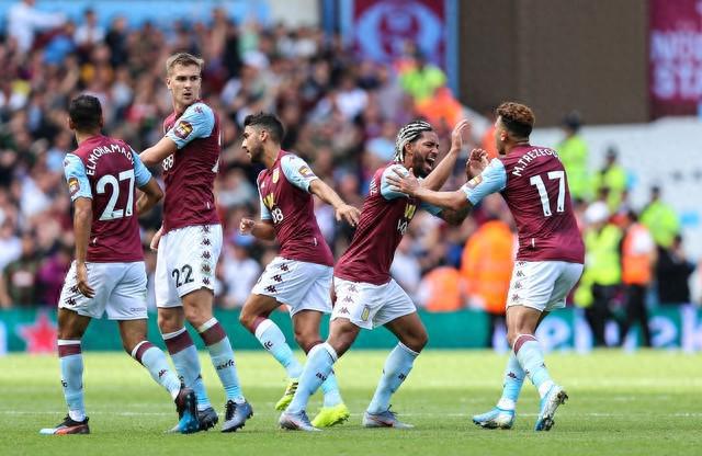 关于曼城主场不敌那不勒斯,出线形势面临挑战的信息 关于曼城主场不敌那不勒斯,出线形势面临挑战的信息