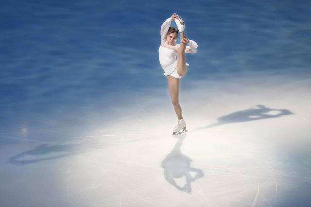 瑞士选手在花样滑冰比赛中获得奖项 瑞士选手在花样滑冰比赛中获得奖项