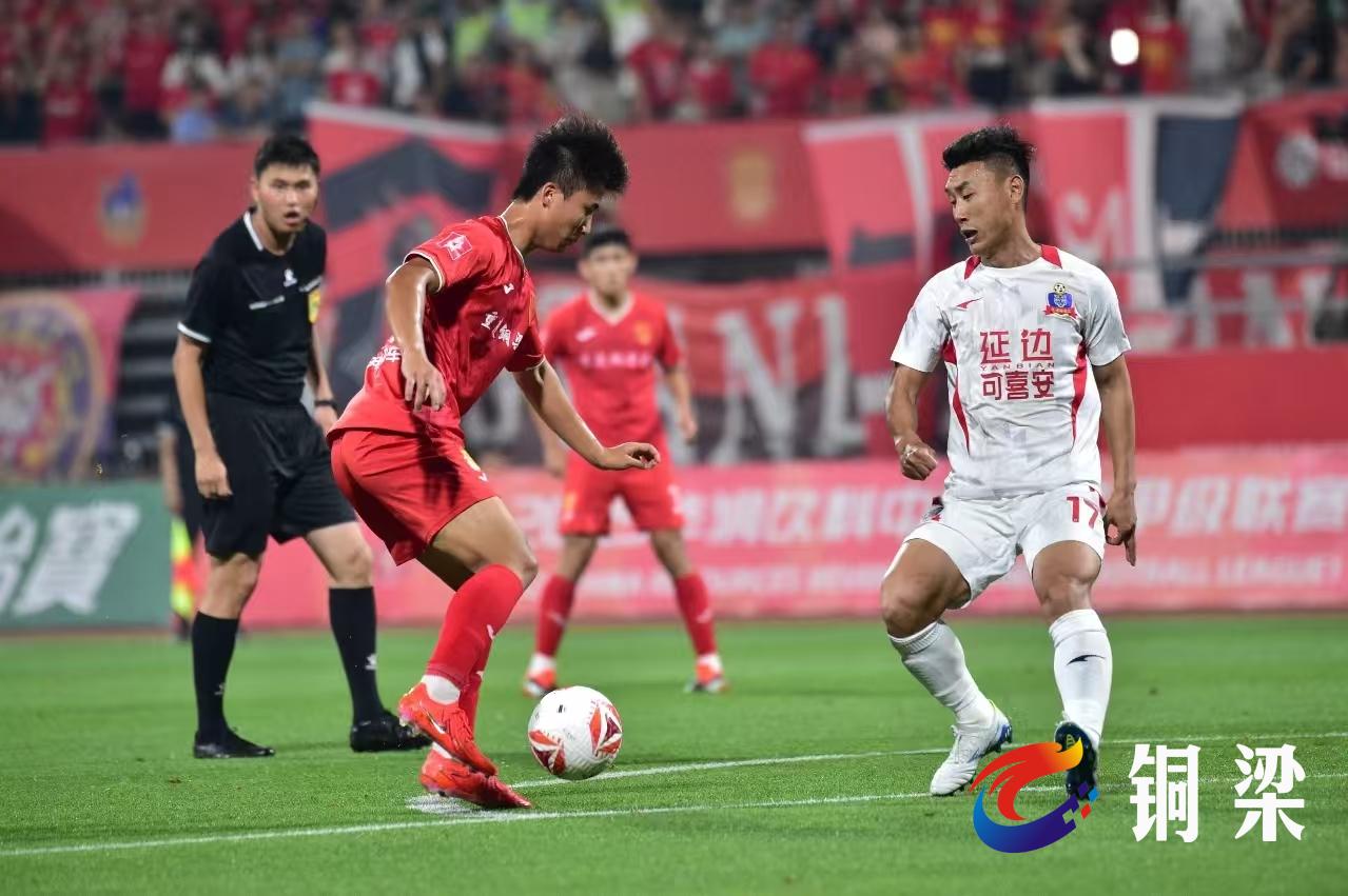 包含中超联赛激战频繁，球队实力相互较量的词条