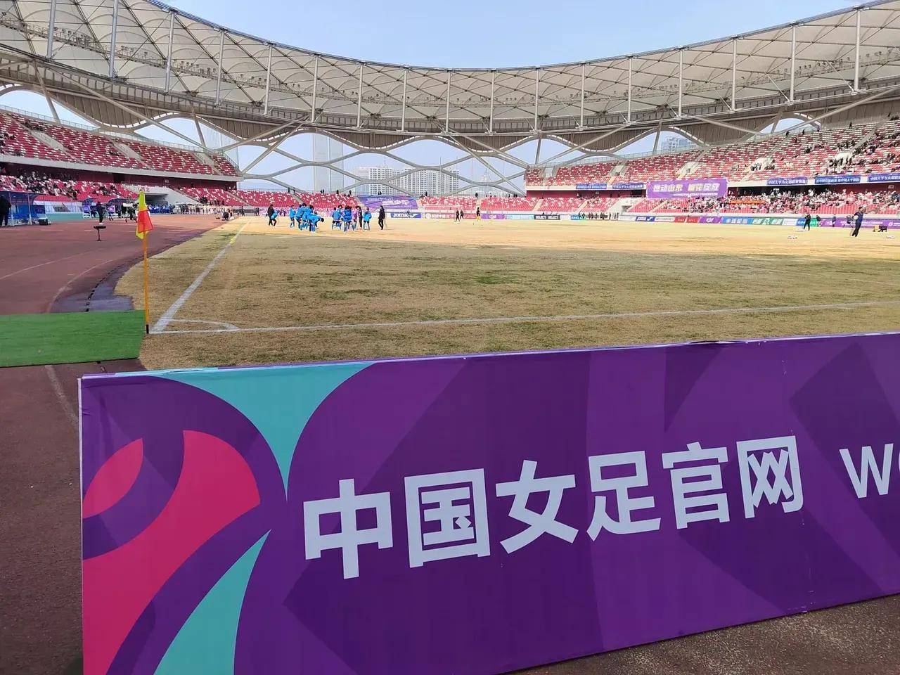 关于西安女足驰骋沙场!铁血脚踢跻身顶级的信息