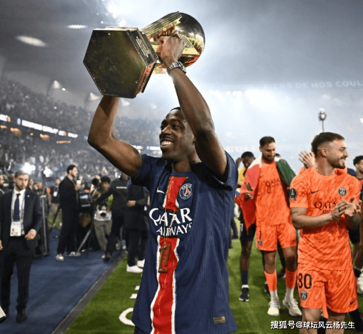 巴黎圣日耳曼再次力克对手，稳坐积分榜首