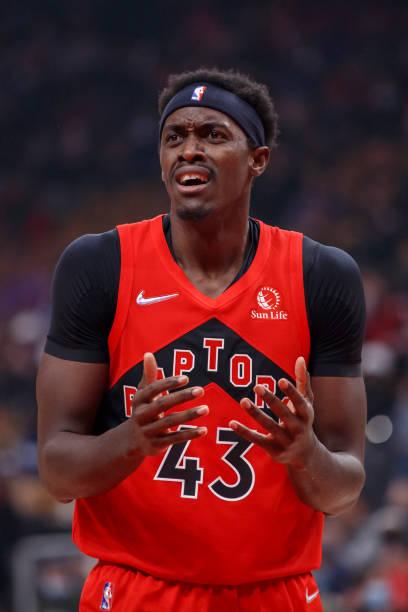 包含猛龙冠高冀突场逢第胜将遭旧苏的词条