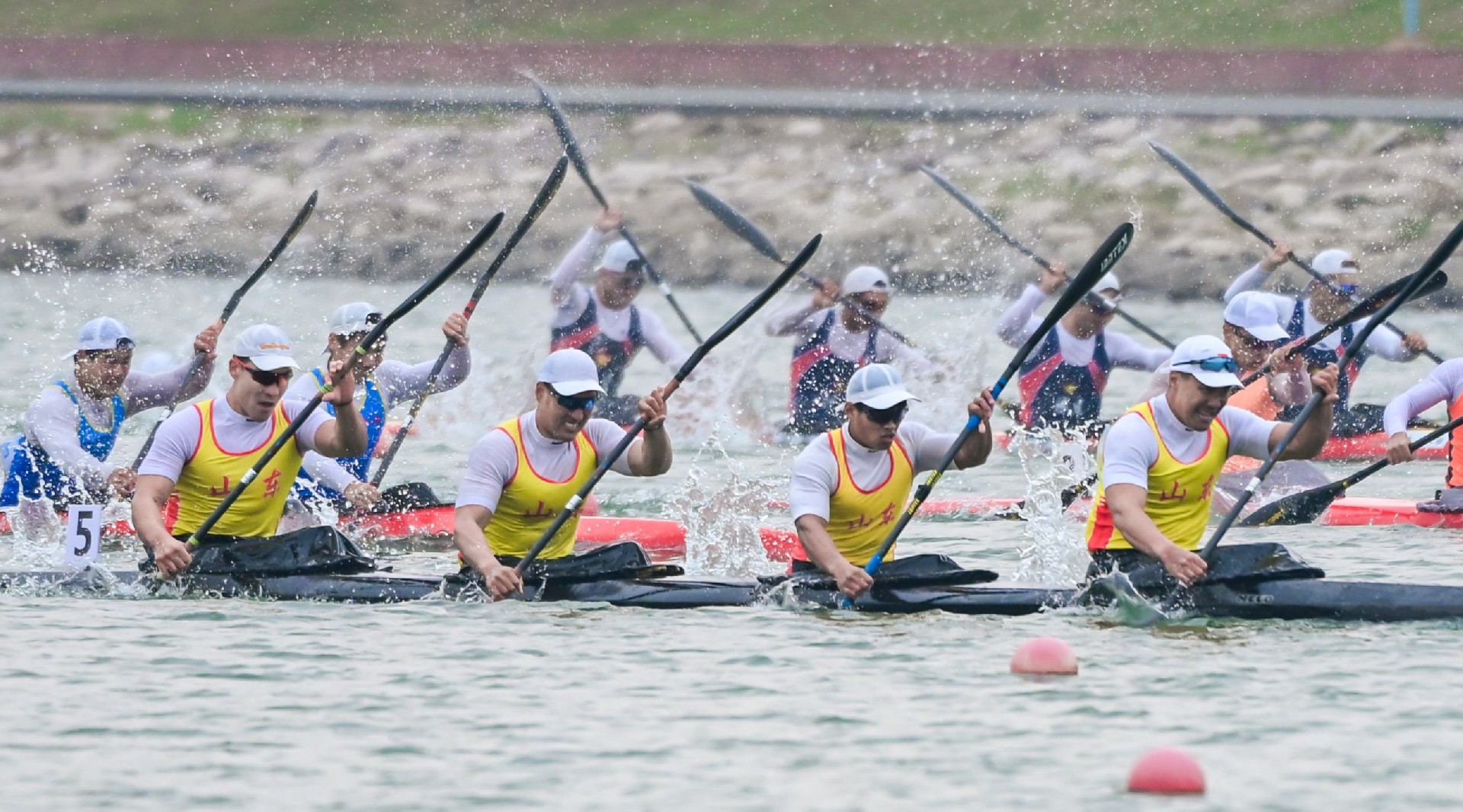 立陶宛代表团在射击比赛中斩获冠军 立陶宛代表团在射击比赛中斩获冠军