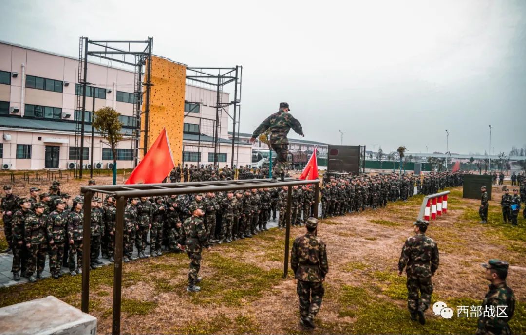 包含亚洲队伍奋力拼搏，掀起热潮的词条