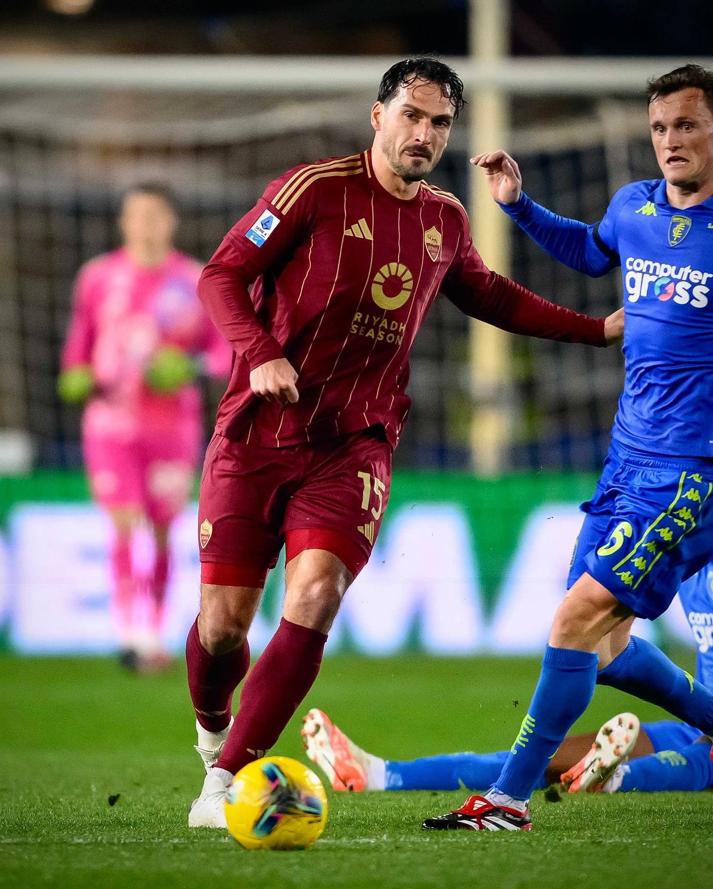 意甲赛场热闹非凡，谁能夺冠成疑！