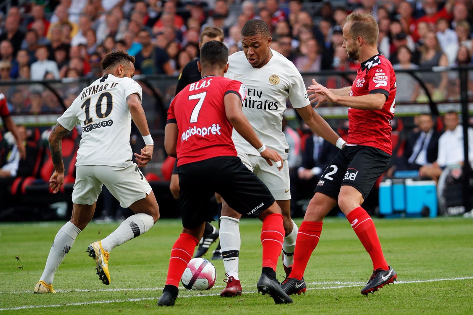 甘冈客场爆冷,让法甲争夺更加激烈 甘冈客场爆冷,让法甲争夺更加激烈