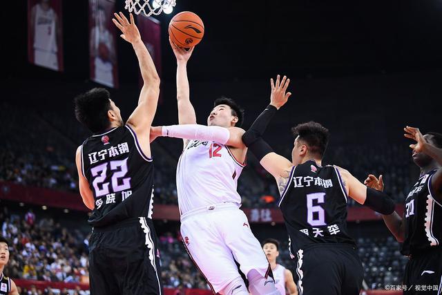 篮球冠军实力横扫,全面优势 篮球冠军实力横扫,全面优势