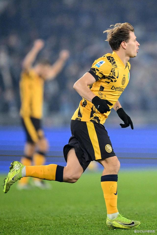 富力主帅布置完美战术,领队球队走向胜利 富力主帅布置完美战术,领队球队走向胜利