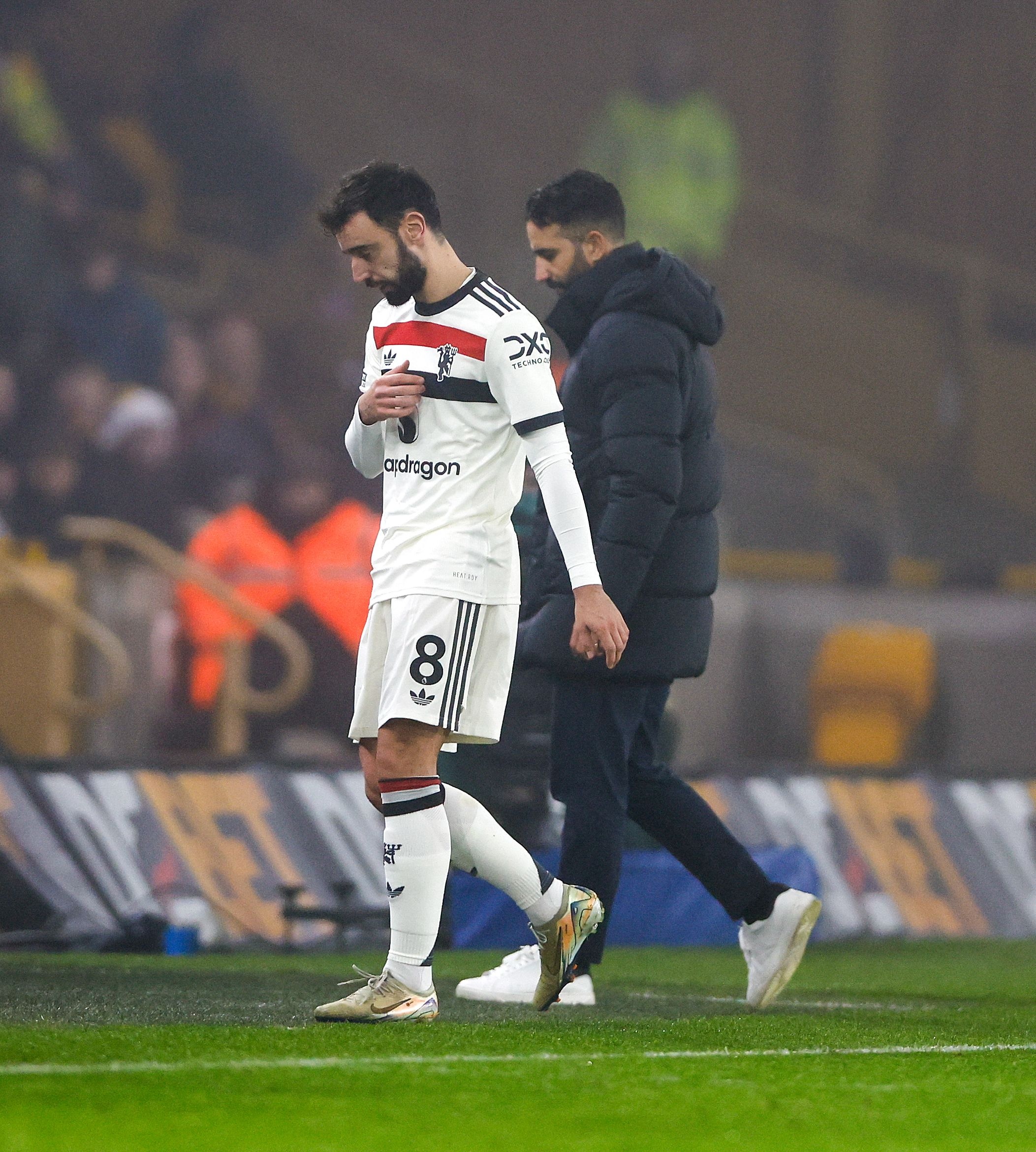 曼联遭遇平局,英格兰顶级联赛前四位置略显动摇 曼联遭遇平局,英格兰顶级联赛前四位置略显动摇