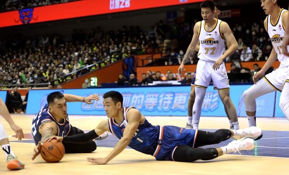 外援大杀四方,助力球队取胜 外援大杀四方,助力球队取胜