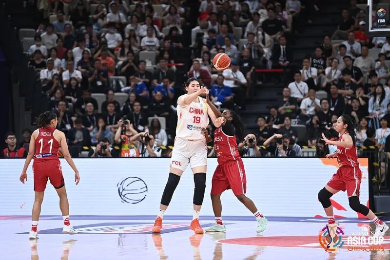 亚洲杯篮球赛今晚迎来激烈对决 亚洲杯篮球赛今晚迎来激烈对决