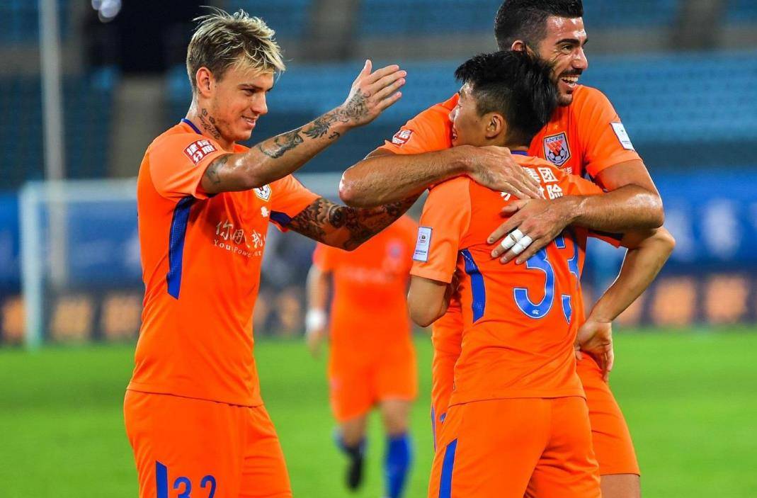 山东鲁能备战积极 一线队进组调整 山东鲁能备战积极 一线队进组调整